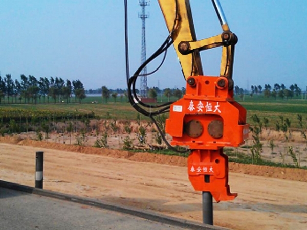 液壓振動夯實機